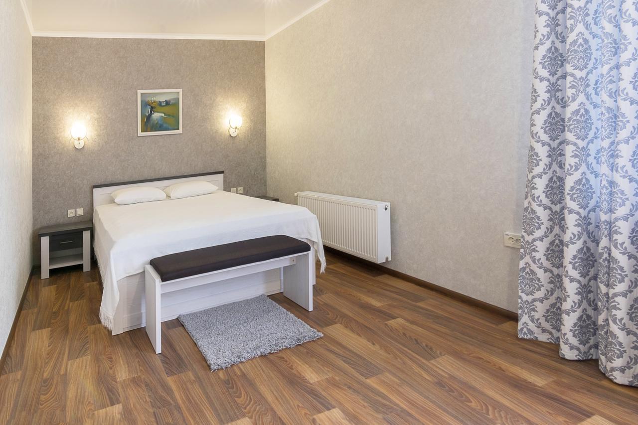 Centralny Hotel Kryvyi Rih Exterior photo